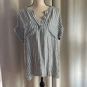 Jones New York Black and White Striped Blouse